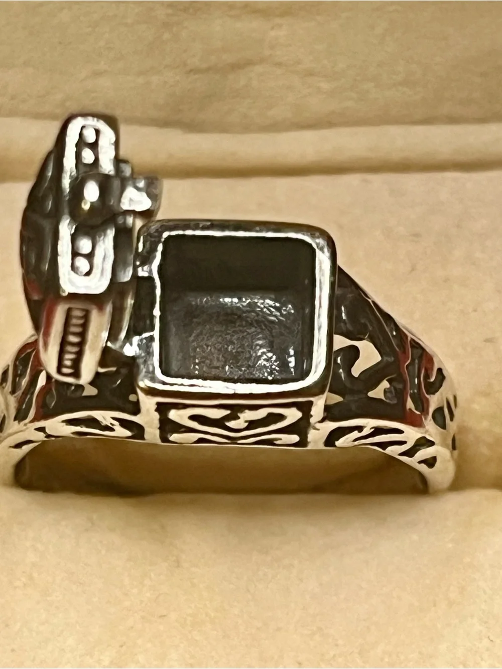 Sterling Silver Poison Ring Secret Compartment Hinged Size 8